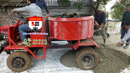 m&aacute;y trộn b&ecirc; t&ocirc;ng l&agrave;m đường n&ocirc;ng th&ocirc;n, m&aacute;y trộn tự h&agrave;nh l&agrave;m đường n&ocirc;ng th&ocirc;n